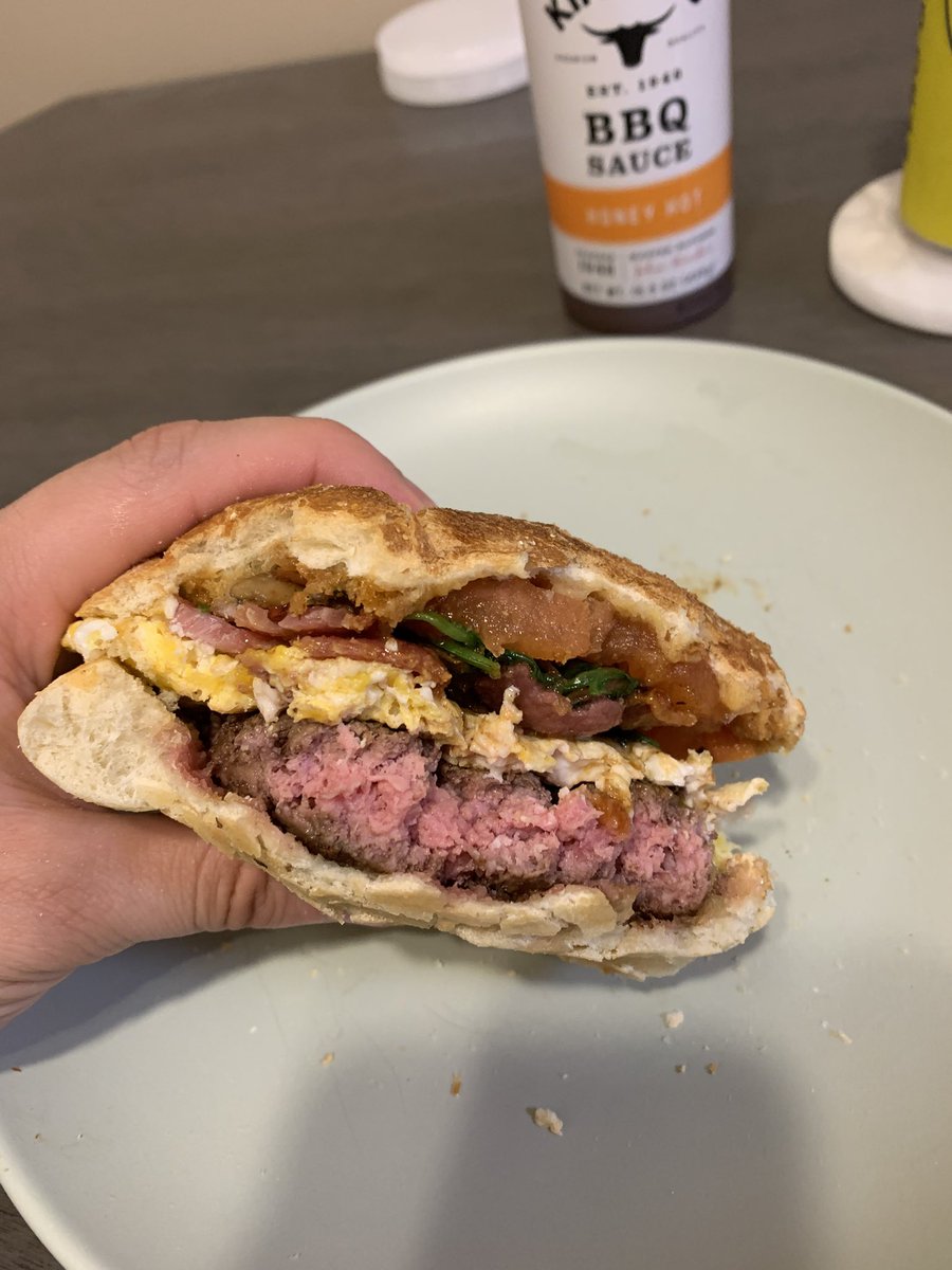 Made myself a gourmet burger tonight, been doing well on my diet. Threw in an egg as well. Everything seasoned with salt, pepper, and garlic powder. Spinach and baby bella mushrooms sautéed in the rendered beef fat. Topped with kinders hot honey bbq sauce, it was 🔥.