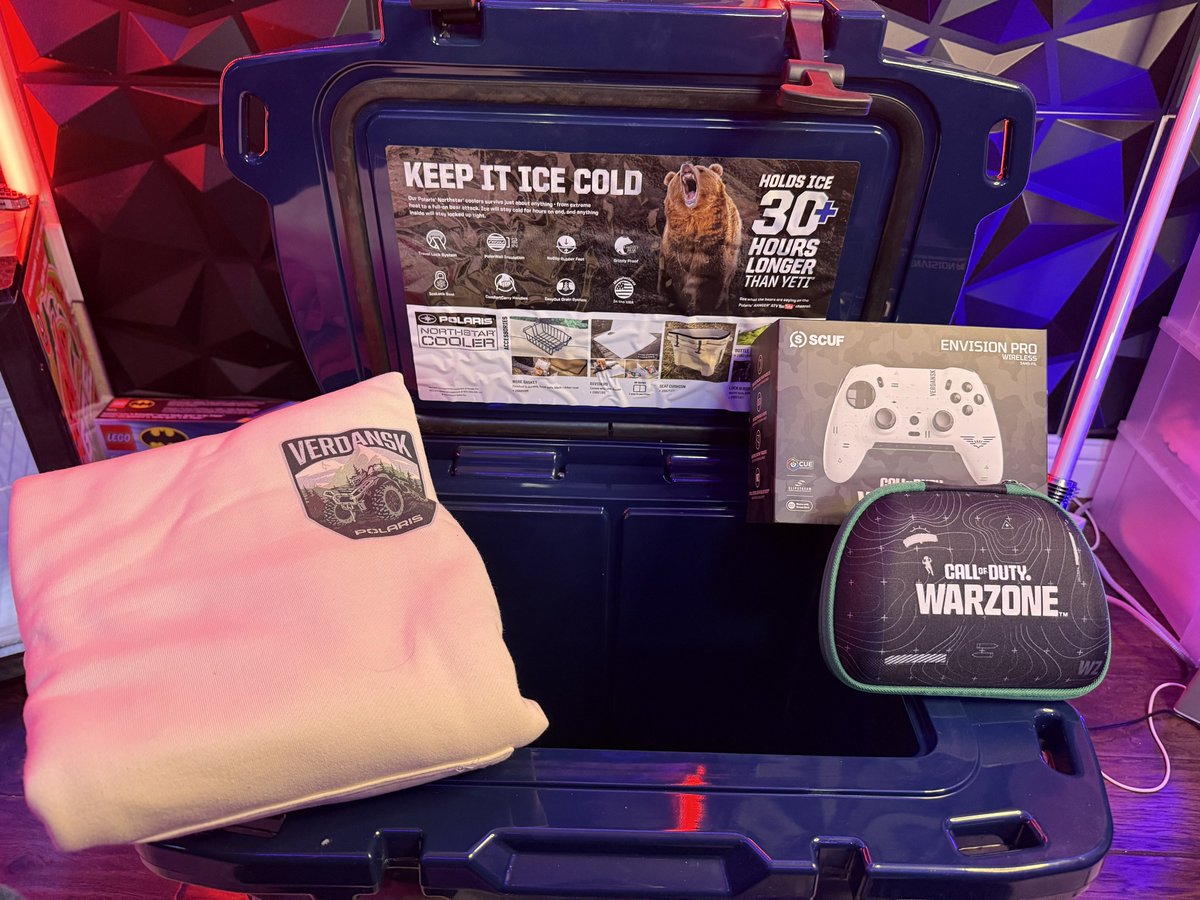 JaredFPS (@jaredfps) on Twitter photo Got a 📦 from <a href="/ScufGaming/">SCUF</a> and <a href="/PolarisORV/">Polaris Off-Road</a> 👀
Warzone case and SCUF and hoodie then a massive badass cooler 🔥
They told me that I can choose one lucky person from my community tonight to win a similar package 🤘 Got a 📦 from <a href="/ScufGaming/">SCUF</a> and <a href="/PolarisORV/">Polaris Off-Road</a> 👀
Warzone case and SCUF and hoodie then a massive badass cooler 🔥
They told me that I can choose one lucky person from my community tonight to win a similar package 🤘