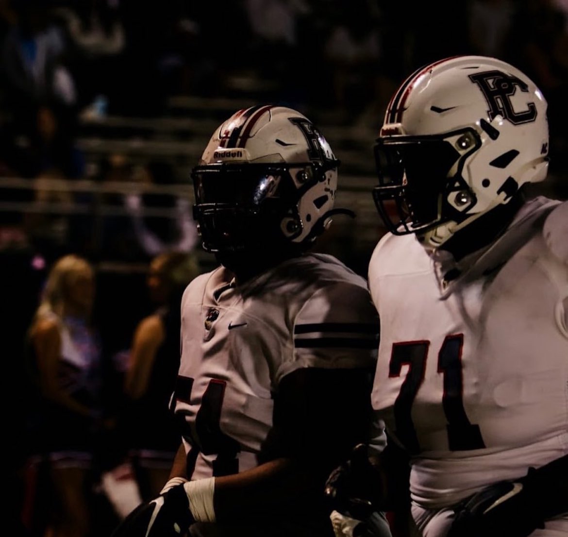 elijah_peeks's tweet image. My brother committed to @UKFootball Today, Words can’t explain how proud I am of my guy. Long hard journey still not over, go dominate your last ride @TyreekJemisonFb 🤞🏽🤞🏽