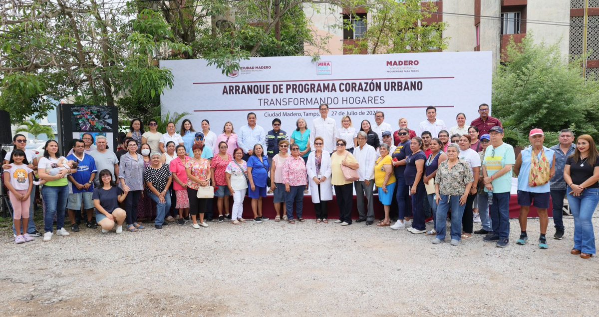 Erasmo González (@erasmoglz) on Twitter photo Hoy arrancamos la aplicación de 70,000 m2 de pintura de fachadas en edificios multifamiliares en #CdMadero vamos a darle colorido a varios sectores de nuestra ciudad, espacios que se dignifican con nueva imagen urbana. En alianza con <a href="/CorazonUrbanoAc/">Corazón Urbano A.C</a> lo haremos posible, #aDarle! Hoy arrancamos la aplicación de 70,000 m2 de pintura de fachadas en edificios multifamiliares en #CdMadero vamos a darle colorido a varios sectores de nuestra ciudad, espacios que se dignifican con nueva imagen urbana. En alianza con <a href="/CorazonUrbanoAc/">Corazón Urbano A.C</a> lo haremos posible, #aDarle!