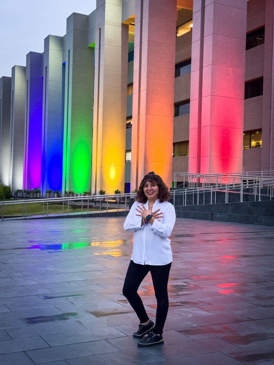 Elorivera_6's tweet photo. 🏳️‍🌈 El Congreso se llena de colores para celebrar el Orgullo.

¡La diversidad también se legisla! 💜✨ 

#MesDelOrgullo #DiversidadEsLey #CongresoIncluyente https://t.co/87r5NJqDHE