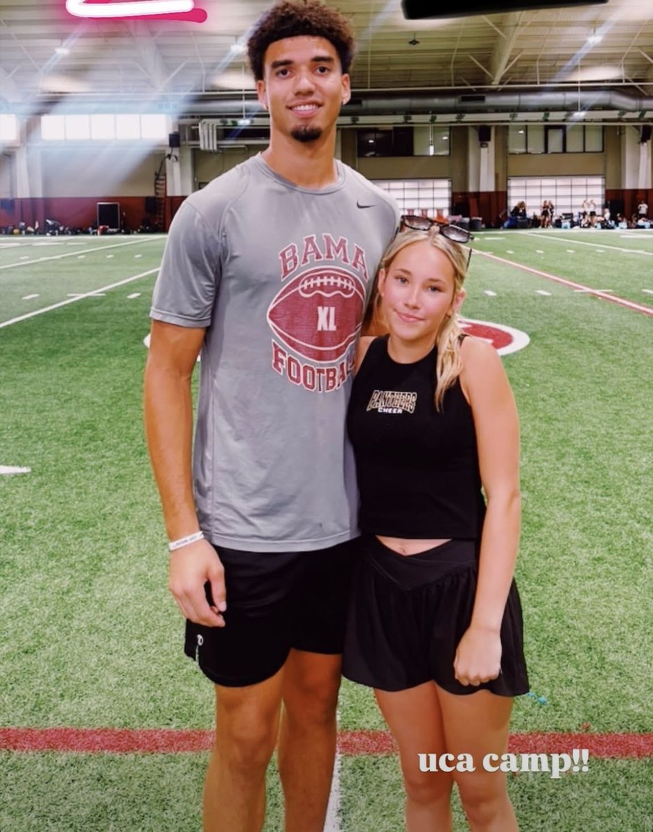 KrimsonTide4's tweet image. 💁🏼‍♀️ my baby has all the Roll Tide in her.