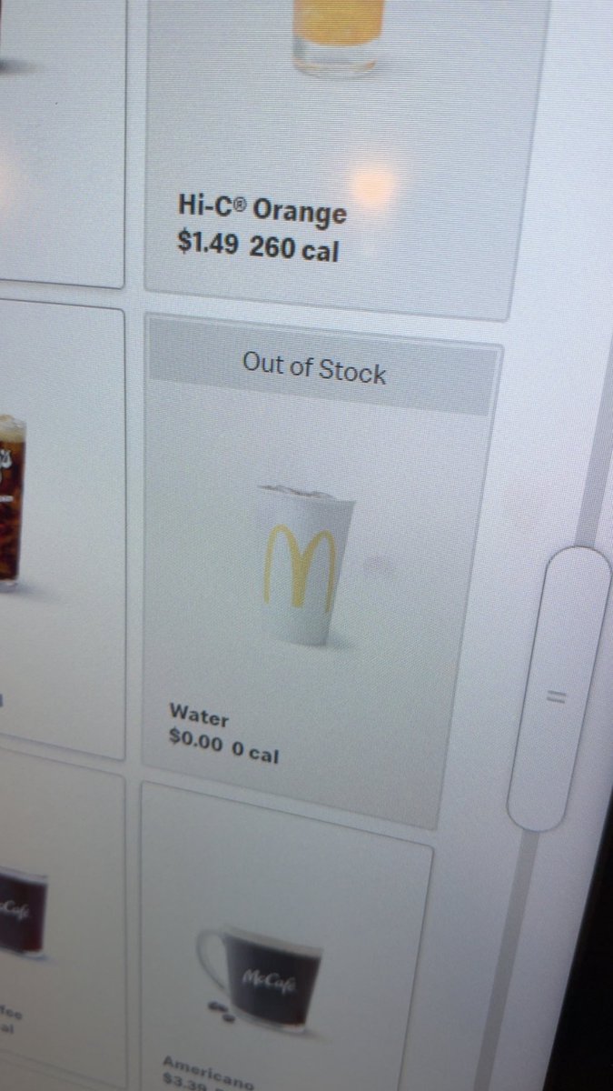 shxxta_tyty's tweet photo. Welcome to Indiana, where mcdonalds doesnt even have water! #crossroadsofamerica https://t.co/TEd9ScdT4z