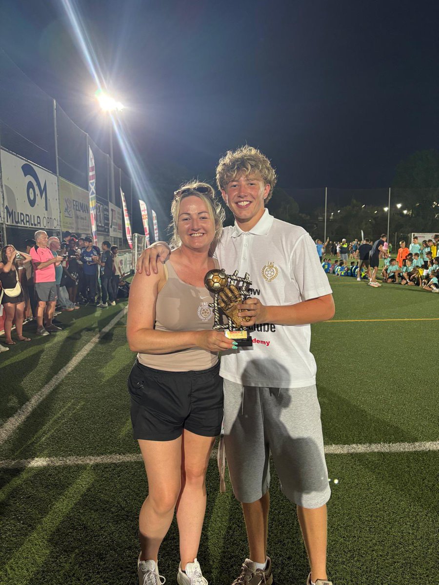 EMCAcademy's tweet photo. Goal Keeper of the tour for our very own Charlie last night at #COPA25 closing ceremony 🧤🏆
Unbelievable performance from our U17 captain - Big things to come for this young man!
Well done, Char! We’re buzzing for you 💯
#CHAR #CAPTAIN #GKOFTHETOUR #ONEOFOUROWN #SCHOLARS https://t.co/sYTVvek6p1