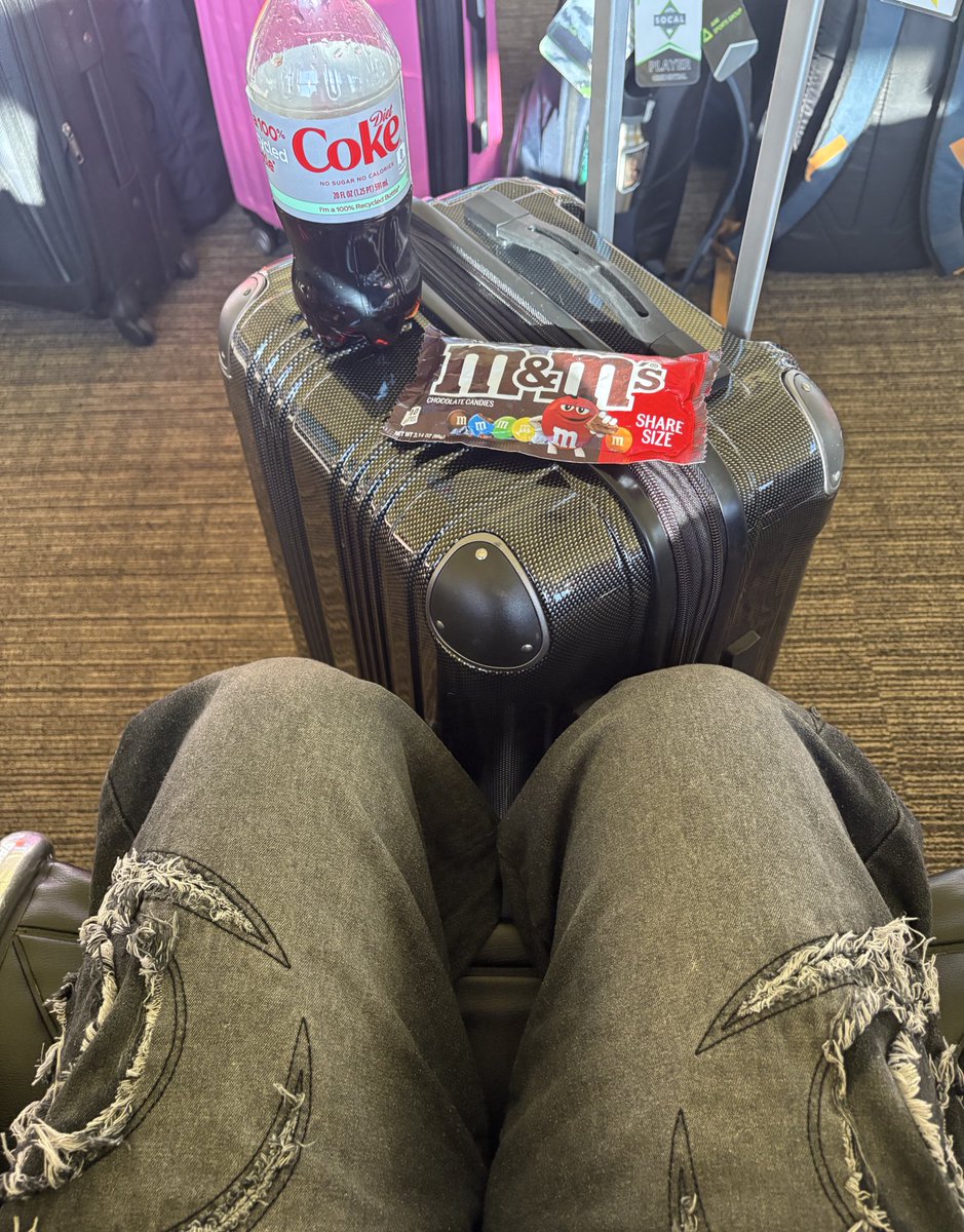 ONi | Tone (@hidetone) on Twitter photo Going to New Mexico for Sandia Showdown, i get to see Phi (yippee) Going to New Mexico for Sandia Showdown, i get to see Phi (yippee)