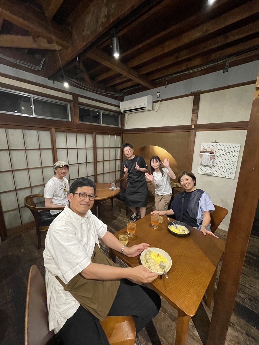 昨日はナワシロシネマでの上映会でした。
なんと、佐々木誠監督によるスペシャル白鳥カレー（ホワイトチキンカレー）付き🍛
三好・河内両監督のアフタートークの後は、来場した皆さんとの交流会もあり、賑やかで楽しいイベントでした。
皆さん、ありがとうございました！