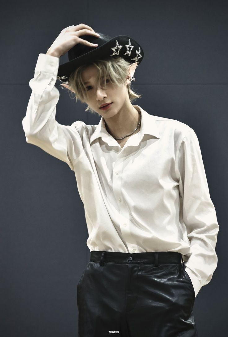 nmmbro's tweet image. ᅠㅤ
         ּ ֶָ֢.  Plastic   💋 ꔫִ  ⚜️ 𝗔𝘄𝗮𝗿𝗱𝘀
             
                     #plasticawards⁩
ᅠ
                   ──────────── 
ᅠㅤ