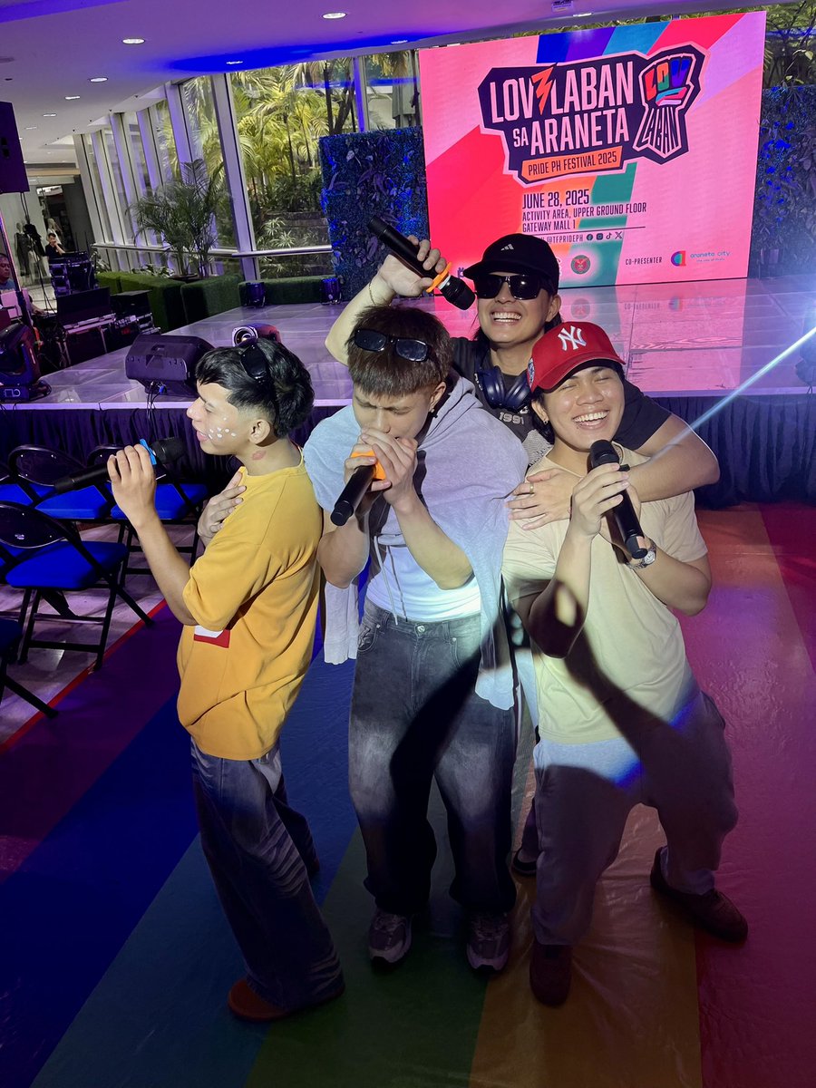 Rehearsals done and we’re all set! 

See you later at the Activity Area, Upper Ground Floor, Gateway Mall 1 for LOVE LABAN SA ARANETA!

Let’s celebrate Pride with love, music, and YOU! 🌈💛 

#Xerenade #CityOfFirsts #AranetaCity #LoveLabanSaAraneta #PridePH