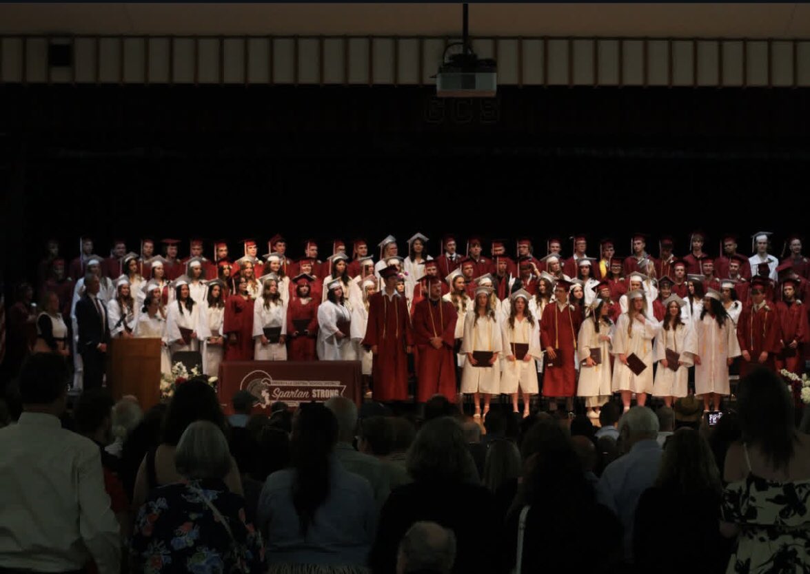 MikeBennett1759's tweet image. What a wonderful part of the job! Celebrating our seniors and their accomplishments! So proud of all of our kids. So proud of all of our employees for helping them get here. It takes a village! @GreenvilleCSD