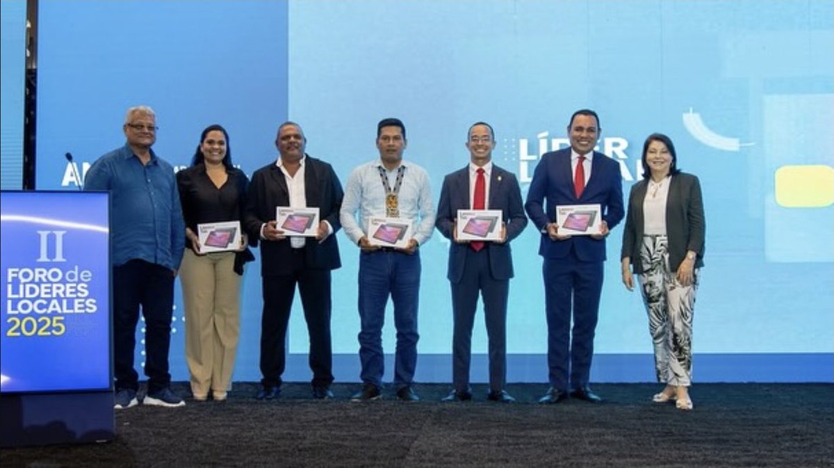 Rodriguez_Olmos's tweet image. Gracias a un gran equipo de trabajos fuimos premiados entre los 5 mejores proyectos del 2025 por AND #LíderLocal2025 🇵🇦
#ParqueLefevre #RodyRodriguez
