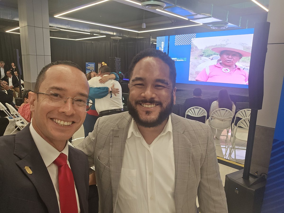 Rodriguez_Olmos's tweet image. Gracias a un gran equipo de trabajos fuimos premiados entre los 5 mejores proyectos del 2025 por AND #LíderLocal2025 🇵🇦
#ParqueLefevre #RodyRodriguez