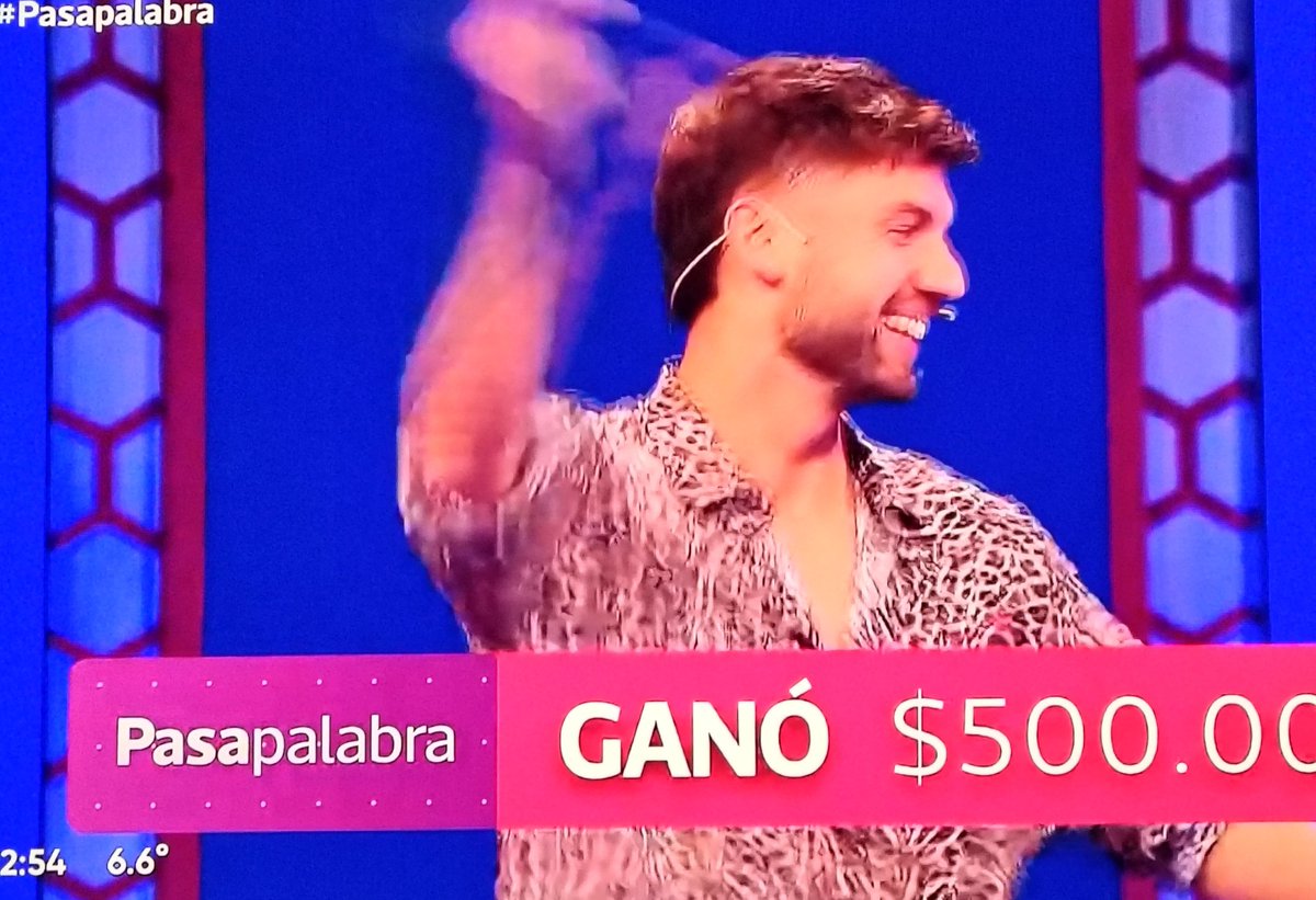 TATO LE GANÓ EL ROSCO A ULISES.

EN MENOS DE 24HS LE GANÓ 2 VECES JAJAJAJAJAAJAJAJ

#GranHermano