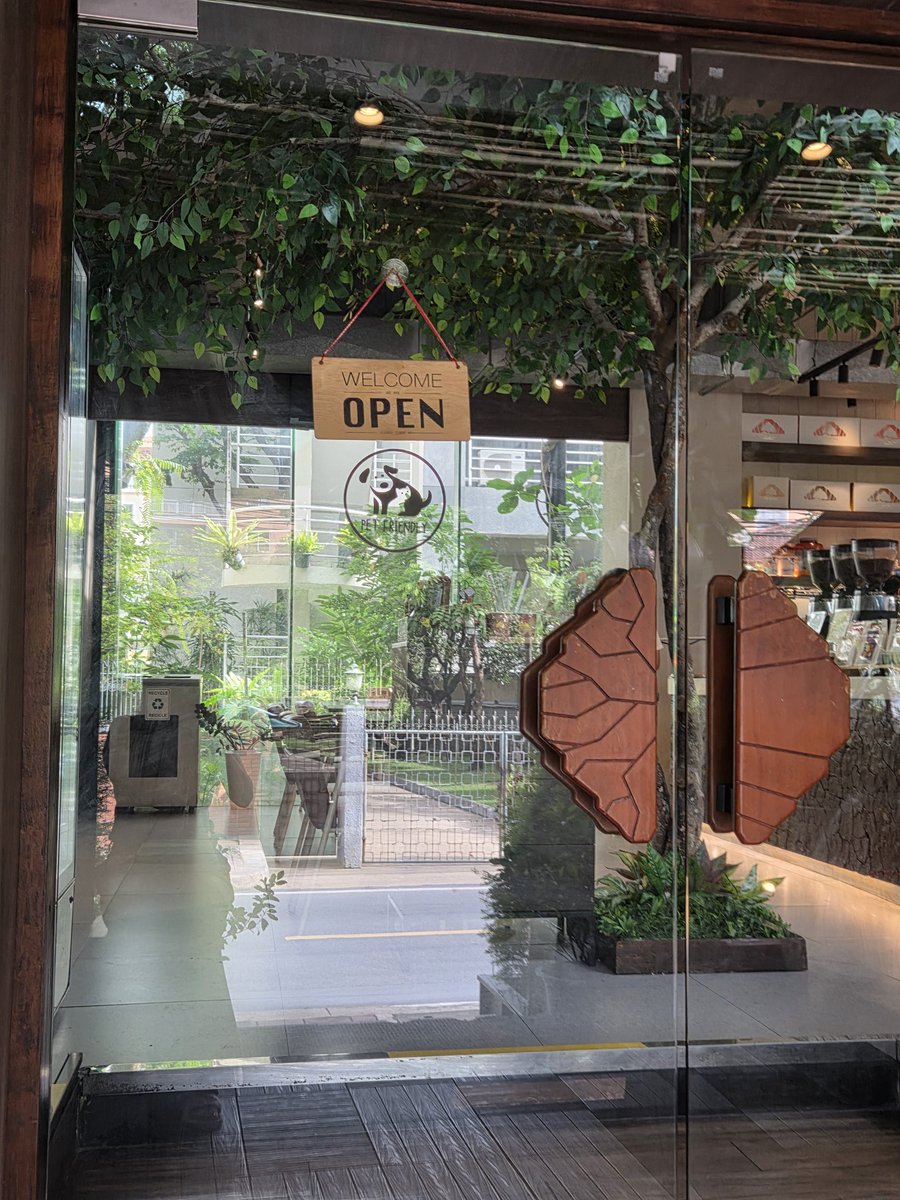 a🇹🇭 tweet media