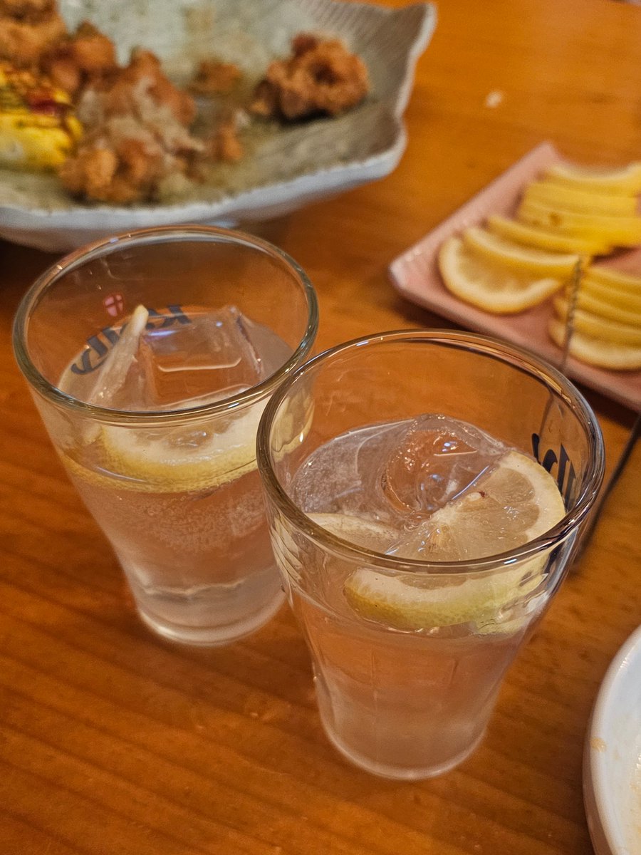 201012946's tweet image. 너무 떠들어서 목이 다 나감 💦