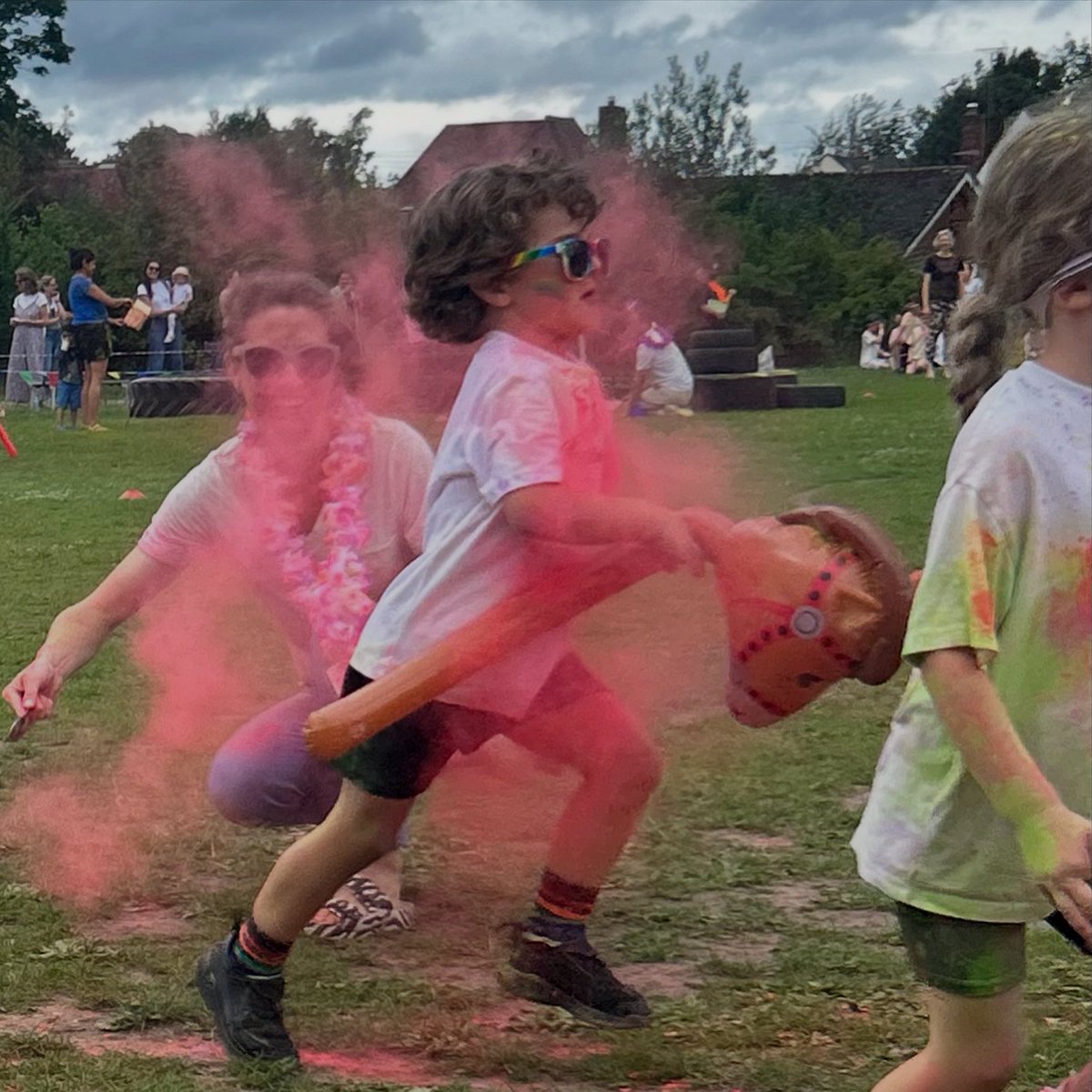 You can still sponsor the kids at gofund.me/c5148c9f for the colour run - this will stay open for another couple of weeks for final monies to come in.  Also you can still pay in any cash donations with the sponsorship forms to the office too 🌈🫟