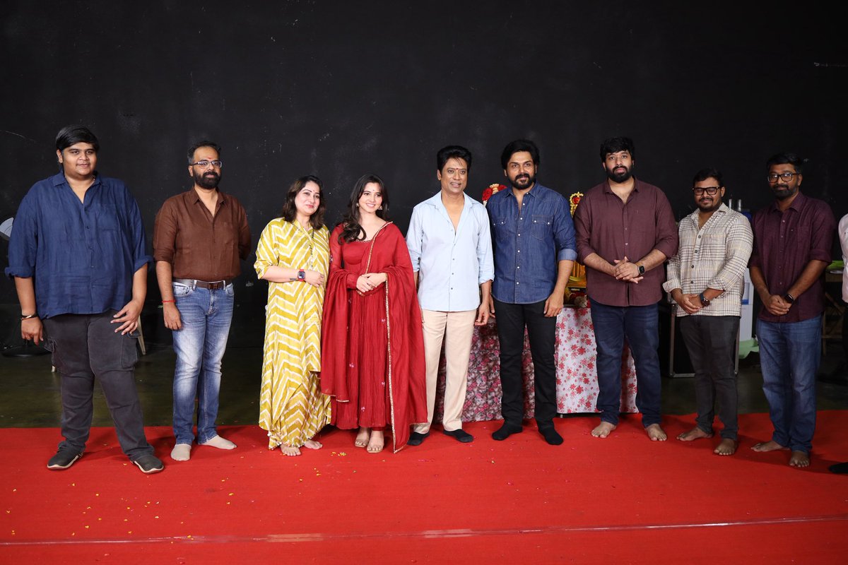 KFC_Telugu's tweet image. • Mr.Versatile @Karthi_Offl Anna congratulated our #Sardar2 villain @iam_SJSuryah on his directorial film #Killer 🔥
#Karthi #MrVersatileKarthi @MKB_SANTHOSH23 @RKannanKFC #Karthifans