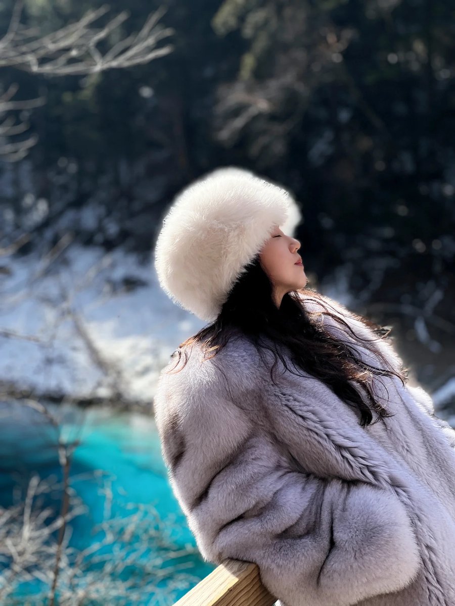 furfurfur (@quninadehaji8) on Twitter photo 