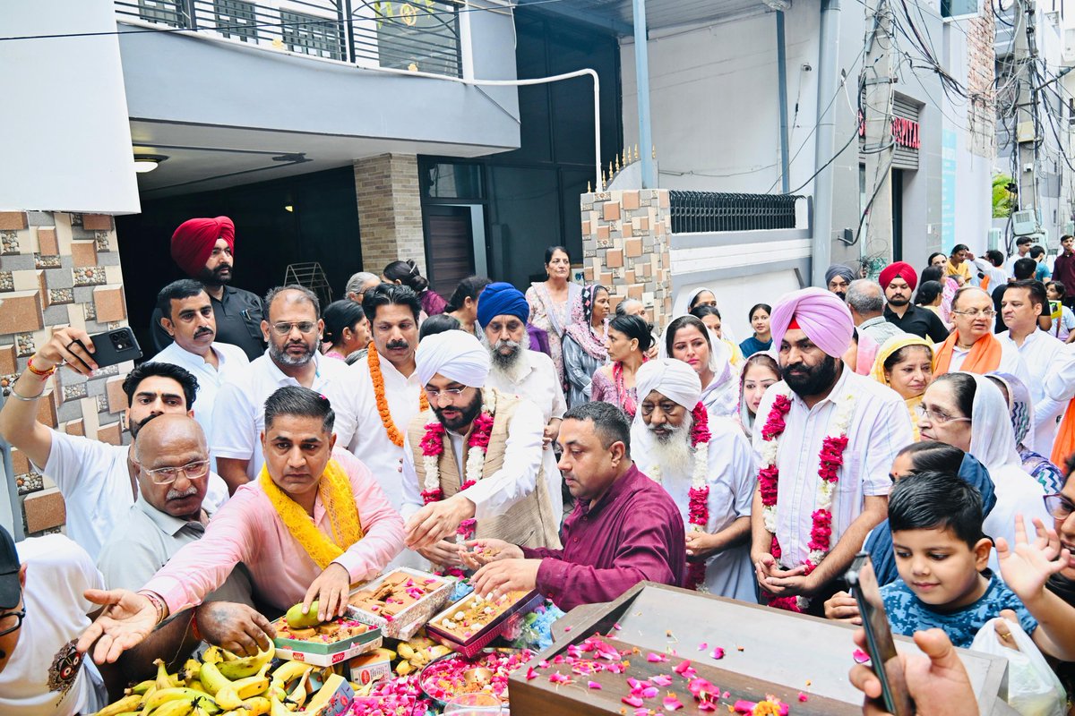 The Morning Procession of Lord Shri Jagannath Ji, organized by ISKCON, is held every year with great joy and enthusiasm in various parts of the country. Following this tradition, today in the "Khanna" constituency, the Morning Procession of Lord Shri Jagannath Ji was conducted