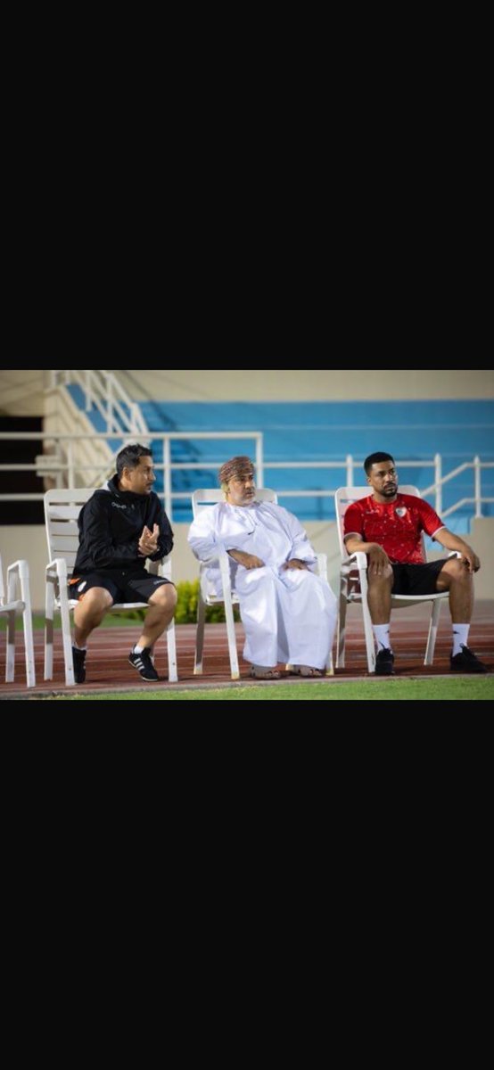 AlkaserDalkaser's tweet photo. عندما يتواجد رئيس الاتحاد لكرة القدم وحيدا في معسكر المنتخب الاولومبي وحيدا دون ضجيج  فاعلم بان القادم افضل https://t.co/DgdTZAUz47