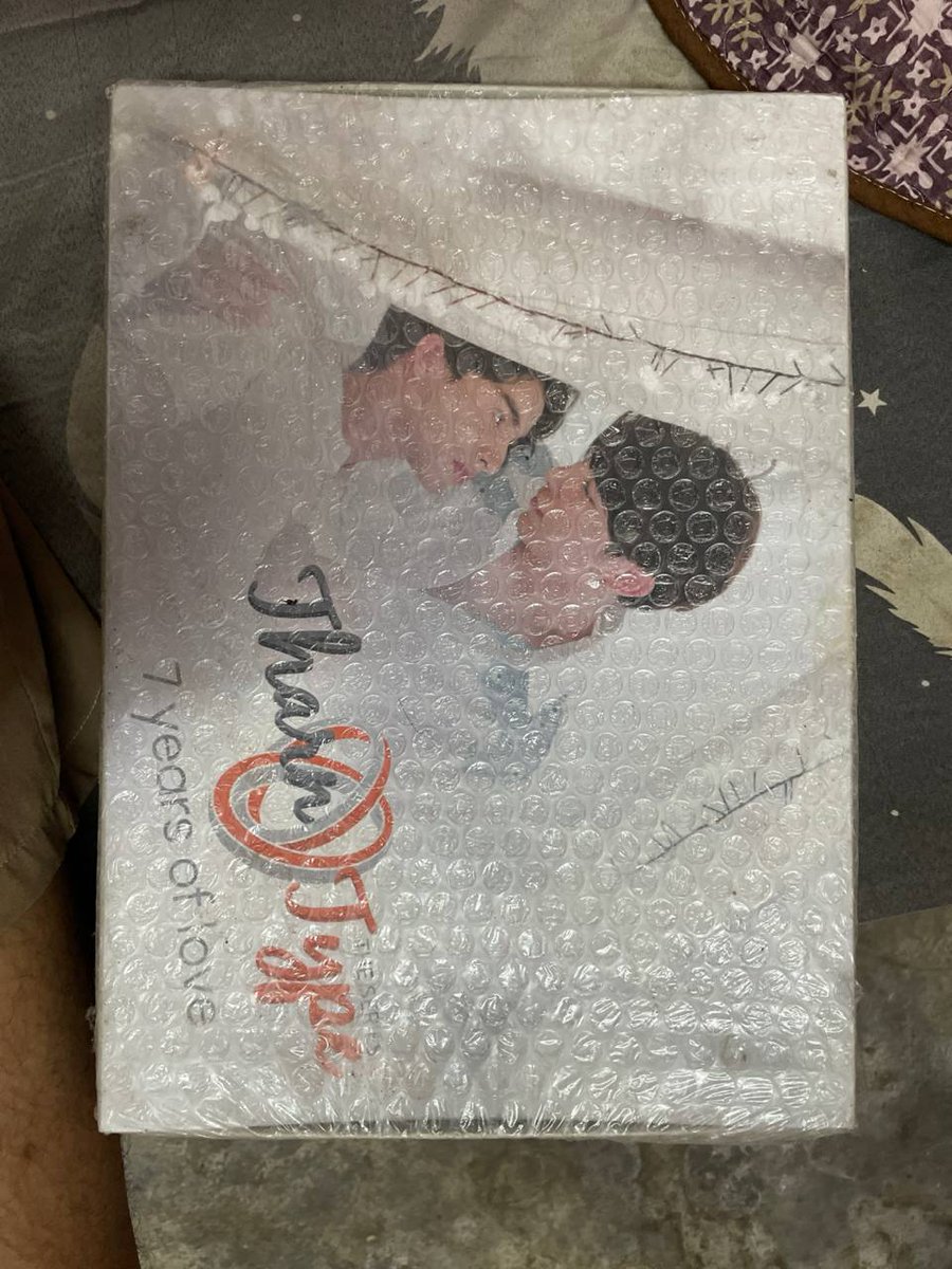 Mia27843002's tweet image. WTS 
THARNTYPE BOXSET 
SEALED NEVER OPEN 
PRICE : RM 215 INCL POSTAGE #pasarbl
#thaimerch 
#tharntype