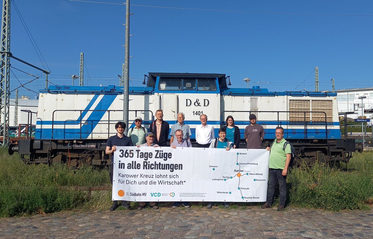 Die Exkursion nach Plau am See hat begonnen! Wir treffen uns für den Rest der Strecke mit Mitgliedern vom VCD Brandenburg und Nordost und der Bürgerinitiative Südbahn #KarowerKreuz365