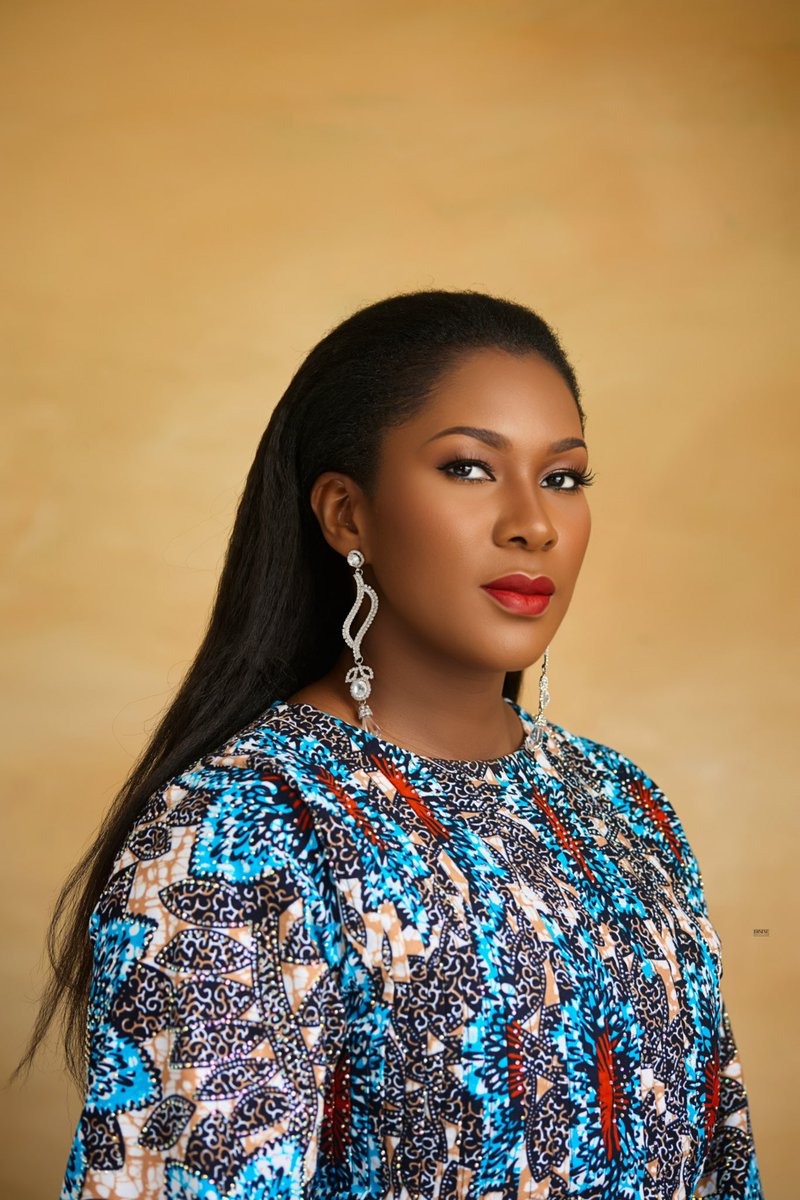 StephanieLinus's tweet image. Good morning! Step into today with joy and unstoppable energy, glow up, and own your day. ...xoxo 💋💋❤️#SL