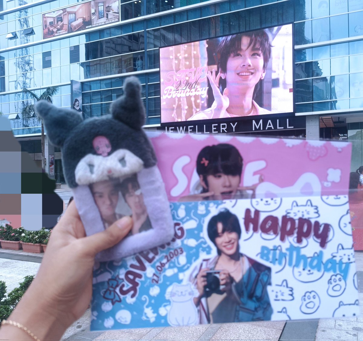 khinn_tdz's tweet photo. Another memory with my little kitten🐱🎂
Bannerလေးတွေရော PCတွေရောအများကြီးလှ💖
OurPlace OurSave
#22ndSaveBackHome
#22ndJourneyBlossomsIn_June
#savewrg https://t.co/Pd0nMART23