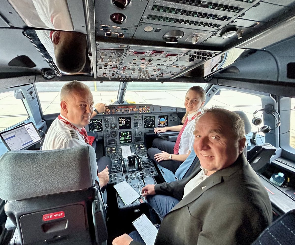 HofmannAviation's tweet photo. #COOinterview - Austrian Airlines is considering expanding its wet-lease contracts to offer sufficient capacity as the Middle East crisis impacts its North Atlantic business. My interview with COO Francesco Sciortino published @AviationWeek https://t.co/H8O2igoKa6