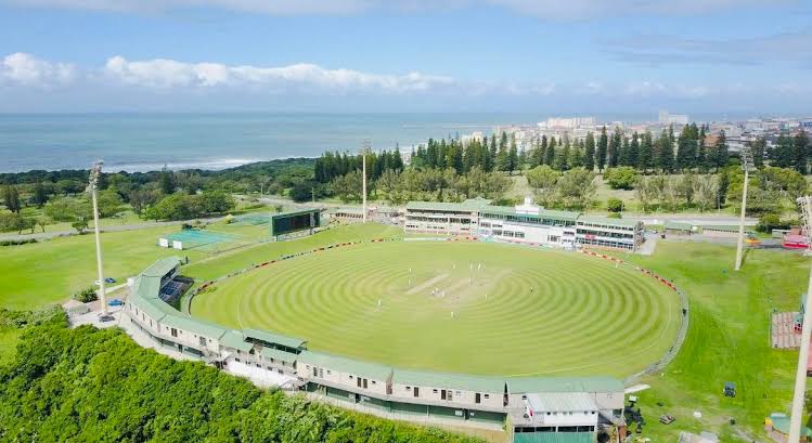 WSCupCricket's tweet photo. #StadiumSaturday Buffalo Park East London South Africa https://t.co/Rbg1ZmhIfe