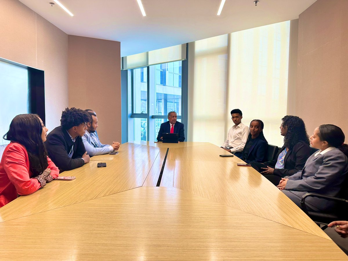 Zemedeneh's tweet image. First group of @CBECapitalSC’s eight investment banking analysts interns 2025: Some of the schools they are attending

*Cornell University, New York
*Suffolk University, Boston
*Addis Abeba University, Ethiopia
*New York University (NYU), Abu Dhabi
*Northeastern University,…