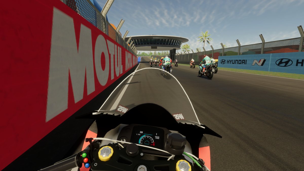 PlayStationDE's tweet image. Wie wär's mit rasanter VR-Superbike-Action? 🏍️
VRider SBK ist jetzt spielbar auf #PlayStationVR2 ❕

Fahrt mit über 320 km/h auf über 14 echten Strecken und spürt jede Kurve wie nie zuvor ⚡ ps.playstation.com/stevTv7JRc