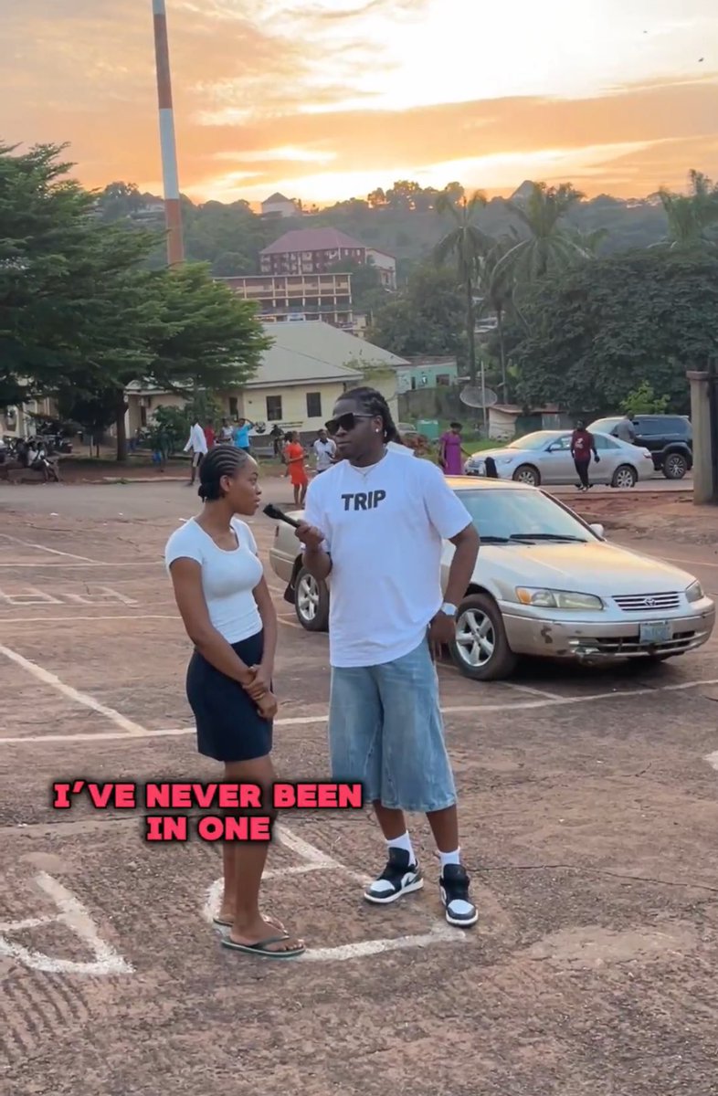 heis__diamond's tweet photo. I’ve never been in a relationship” 😭
You still wan trust woman?💔 https://t.co/e9Dbx9VHen