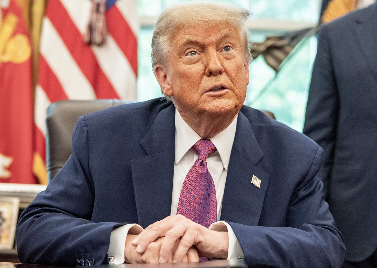 MartiniGuyYT's tweet photo. UPDATE 🚨 PRESIDENT TRUMP CALLS FOR FED CHAIR JEROME POWELL TO RESIGN.
"I'D LOVE FOR HIM TO RESIGN… HE'S DONE A LOUSY JOB." https://t.co/eXJkhOi5uL