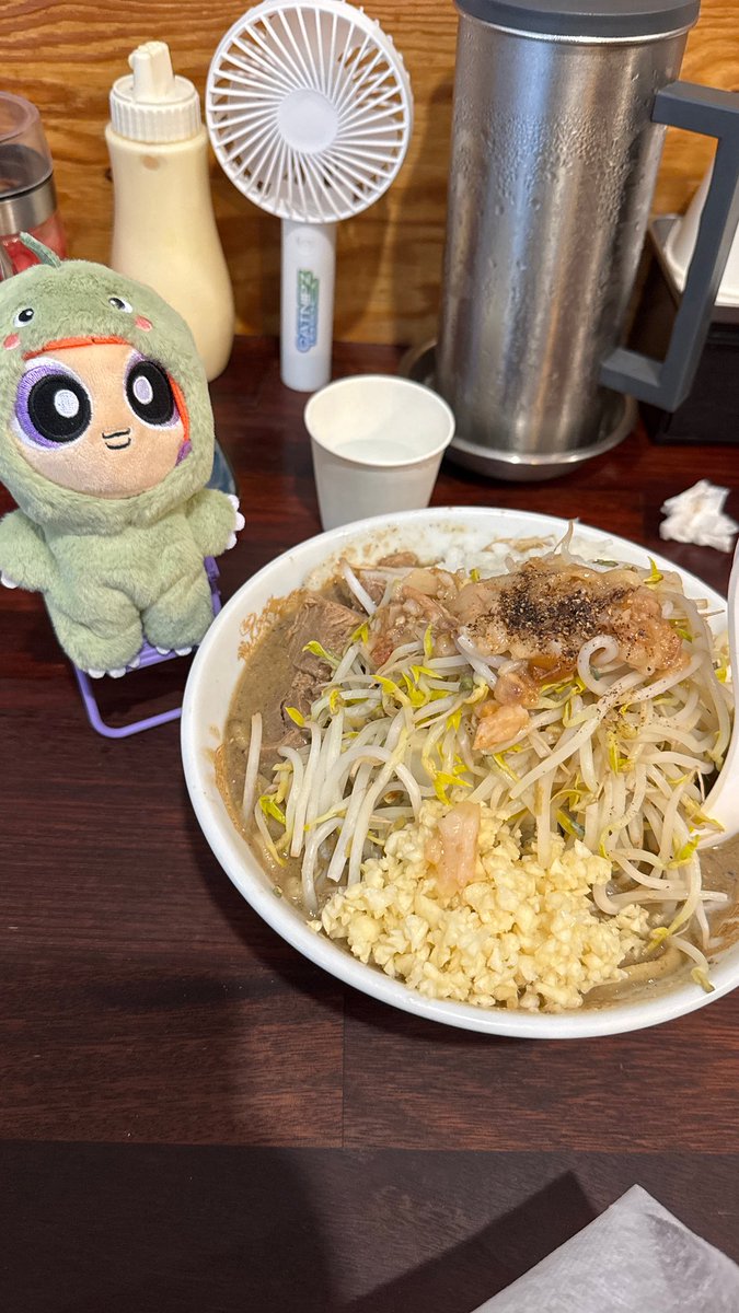 cho49210's tweet image. 밥먹고 영화보러 왔다가 애들 봤어요 ㅎㅎ