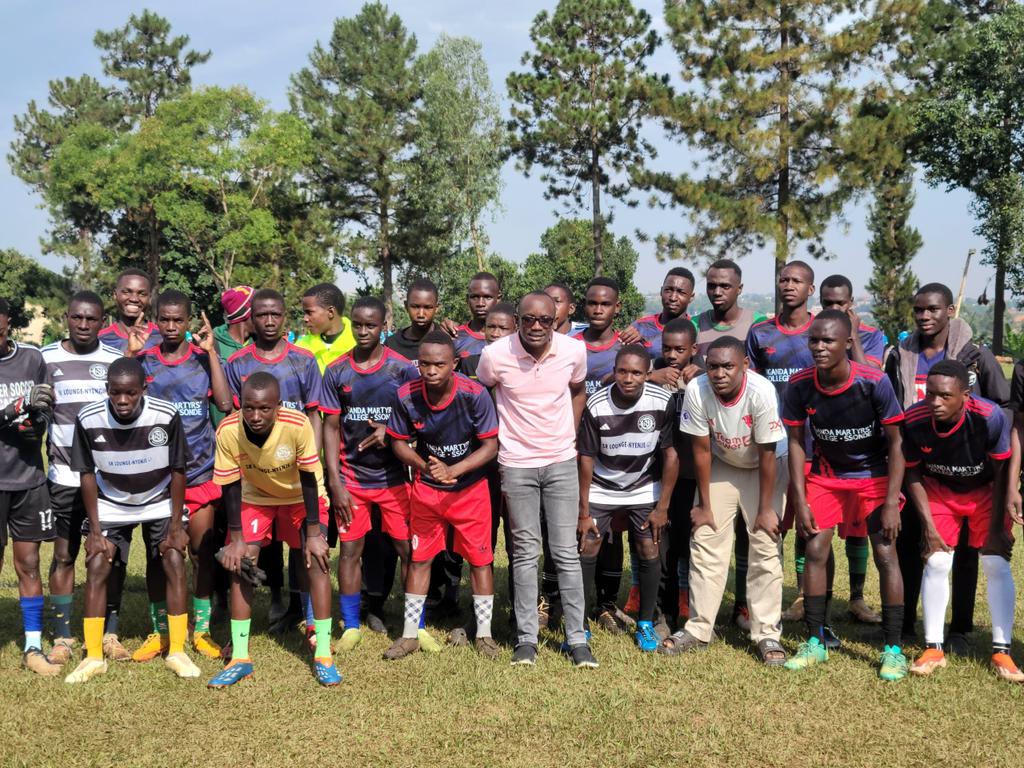 uganda10125's tweet photo. Team @uganda10125 is set;
Uganda Martyrs College will be facing St Charles SS Bukerere of group B https://t.co/raYIz2gnF3
