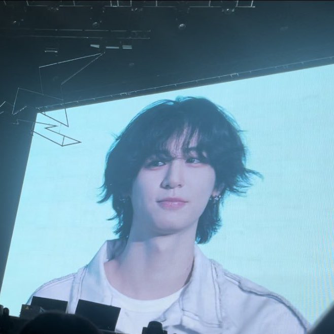 LEEHAN FOR TODAY'S SOUND CHECK HELLO THE HAIRSTYLE???????