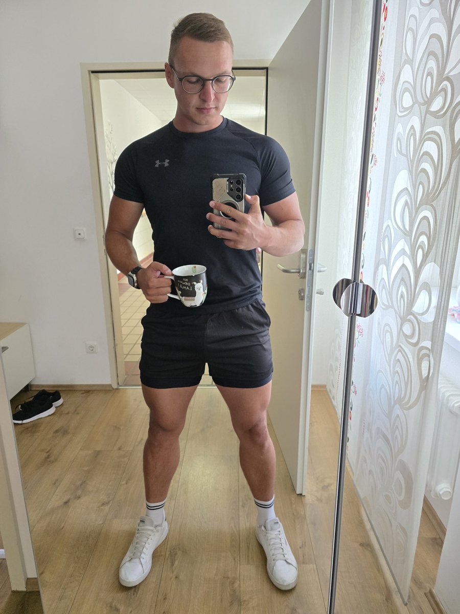 Terriblart tweet media