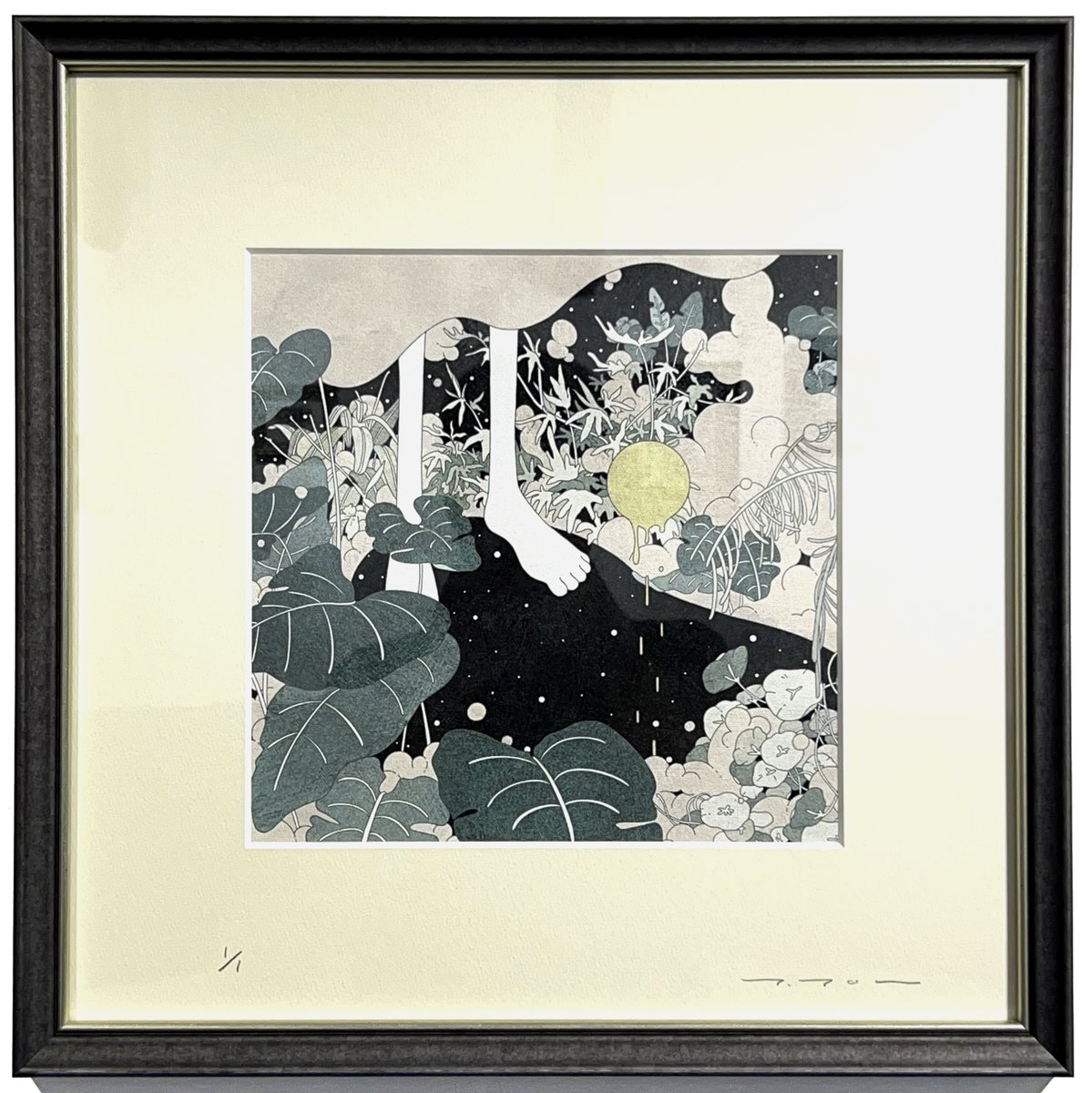 【midnight 作品紹介】
黒背景で美しい余白や画面構成を演出される田川蕩さんです。きのね企画初出展になります。
今回は植物が美しい3点を出展。過去作も本企画のために1から再度描き起こしていただきました。