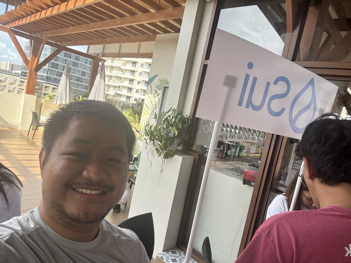 CryptoPH tweet media