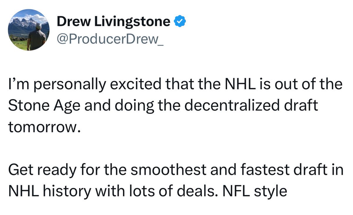 hockey images that precede unfortunate events (@unfortunatehky) on Twitter photo 