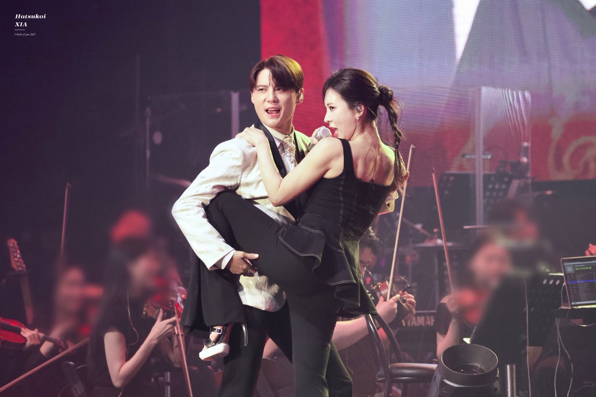 250627 PALMTREE ISLAND 
3rd GALA CONCERT🌴

누나랑 케미가 너무 좋아요🥹

#김준수 #XIA #KIMJUNSU #ジュンス