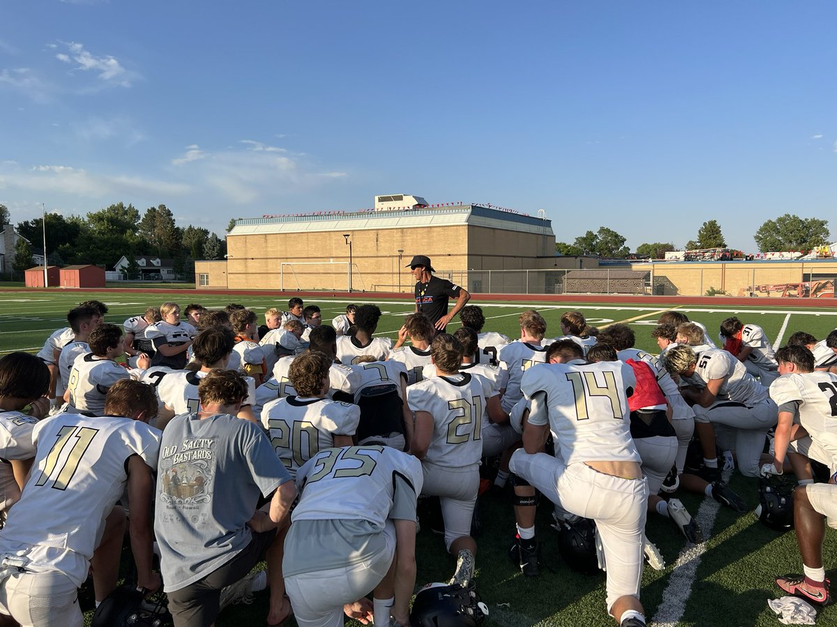 Monarch Coyotes Football tweet media