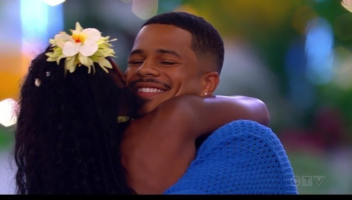 itsSparklebaby's tweet photo. My winners #LoveIslandUSA https://t.co/o4ZFYcI4rD