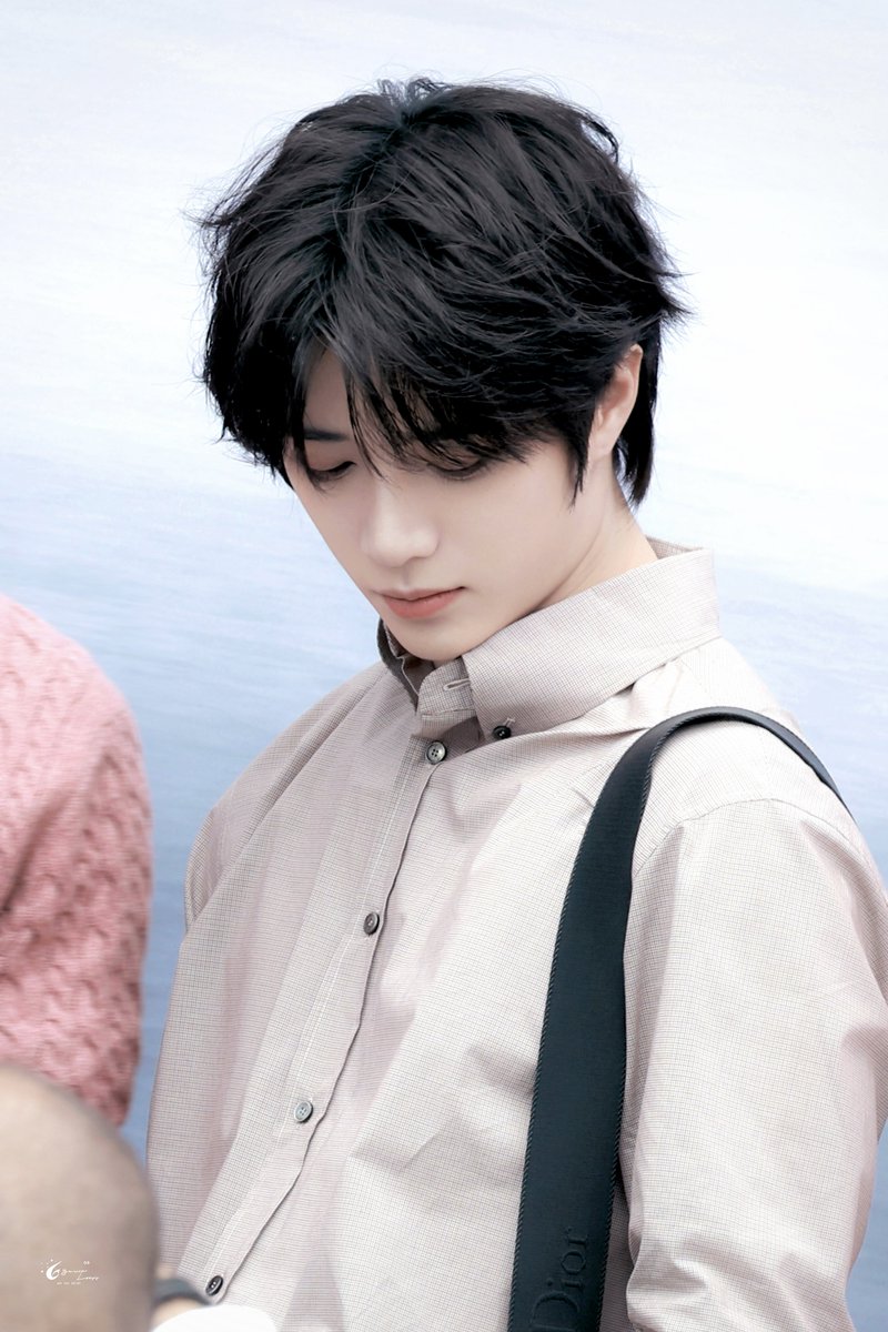 gyuwuloops313's tweet image. 250627 DiorSummer26

#범규 #BEOMGYU #ボムギュ
#TXT_범규 #TXT_BEOMGYU