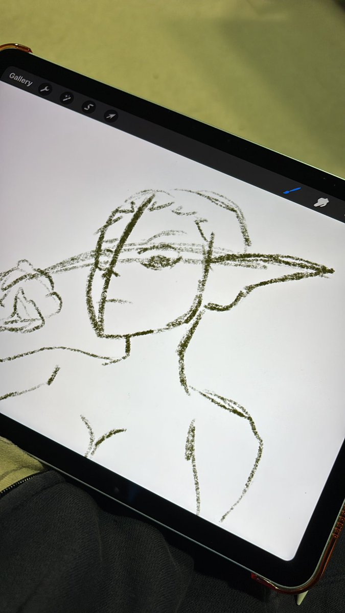 axca_exe's tweet photo. working on a willow from the most recent session (literally this evening) while waiting in a&amp;e (emergency department in uk) 😒 oh the joys. https://t.co/wpIsbw0PFd