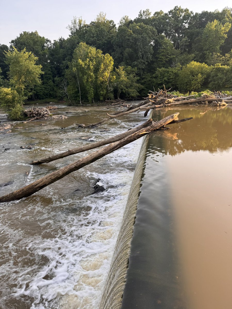 dedricpolite's tweet image. #HawRiver #glencoemill #burlingtonnc