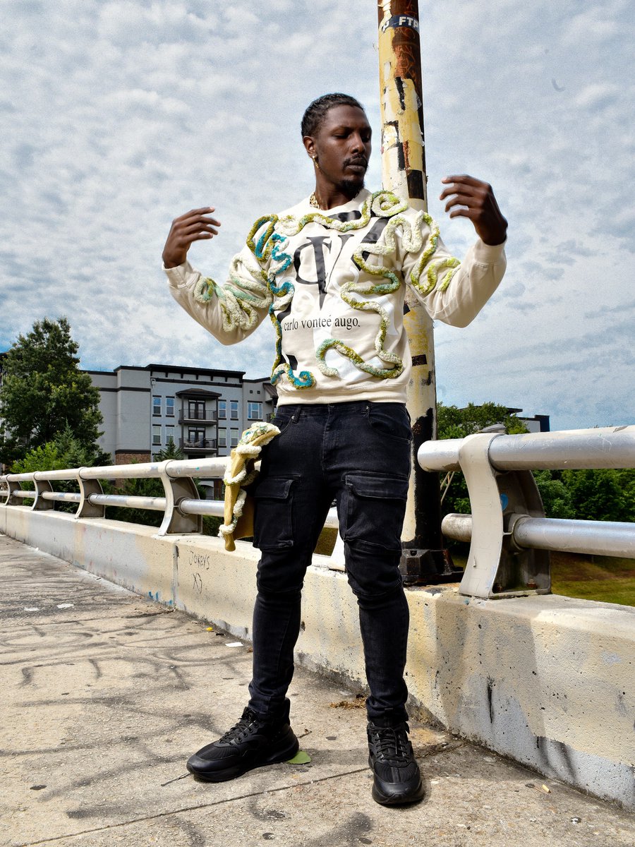 vonteeaugo's tweet photo. Streets!!!
@4thquarterpresha 
@tdvisualarts 
@vonteeaugo  # atlanta #georgia #fashion #runway #blackmen #boots #natural #menmodel #citylife #menswear #jacksonstreetbridge #ﬁtness https://t.co/YfXNHEJJHT