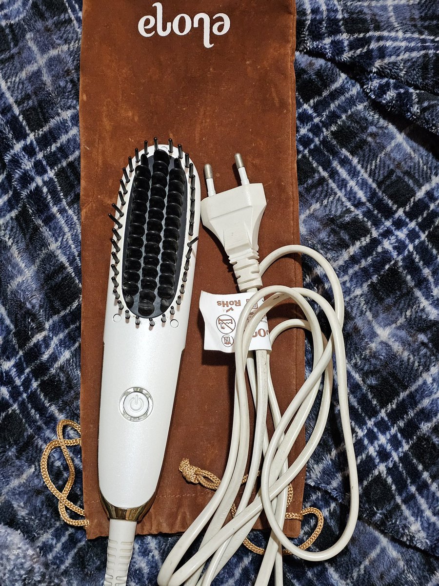 bitnaory's tweet photo. wts catokan mini sisir merk elona word, pemakaian pribadi, no minus, cocok buat yang rambutnya mau satset rapi pake catokan sisir

💸 200k
📍tgr

#zonauang #zonaBU #preloved #racunshopee #zonajajan https://t.co/AjGFBQlFoN