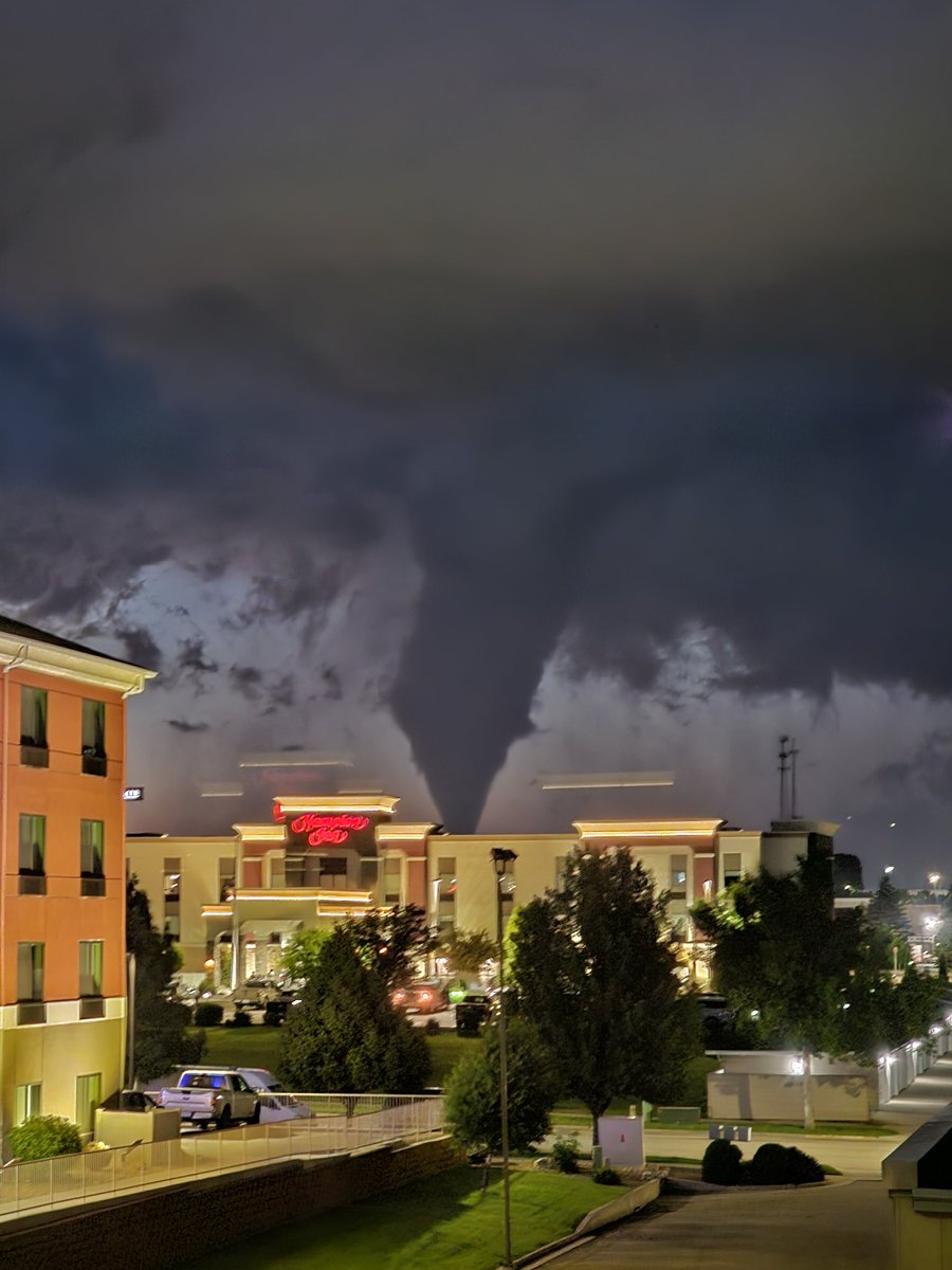 MikeStenvold's tweet photo. Not the most settling thing to see out of your hotel window. Luckily I believe it was North of Bismarck but I hope everyone up there is ok. #NDwx @NWSBismarck https://t.co/ca9bfSgUZl