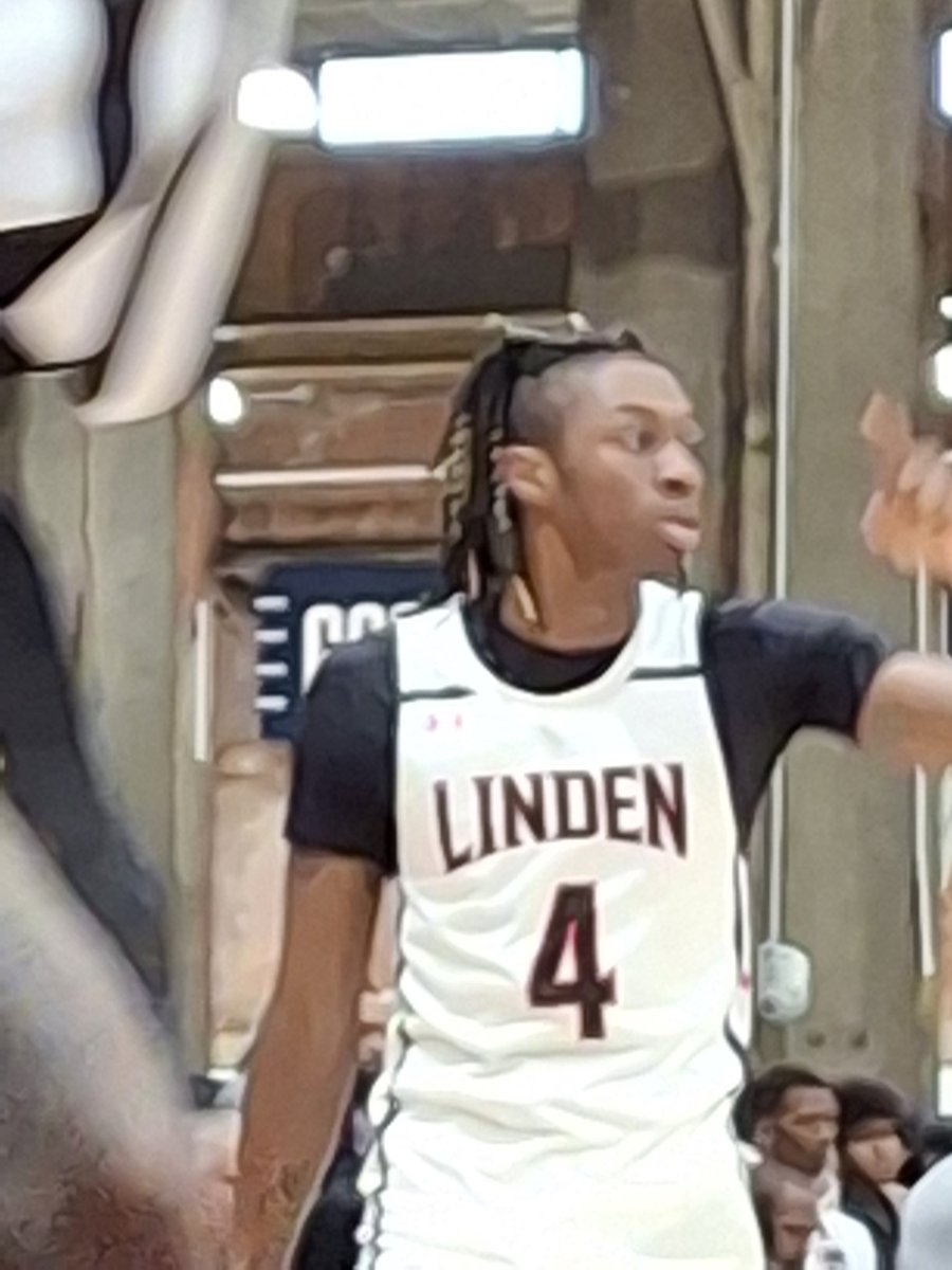 Friday evening Eye-Catchers <a href="/PhillyHSLive/">Philly HS</a> from Linden HS in their OT win over Imhotep Charter- 6'2" '26 Jayden Holman #1, 5'11" '26 Jaren Barnette #2 and 6'5" '26 Jekhi Burnam #4.